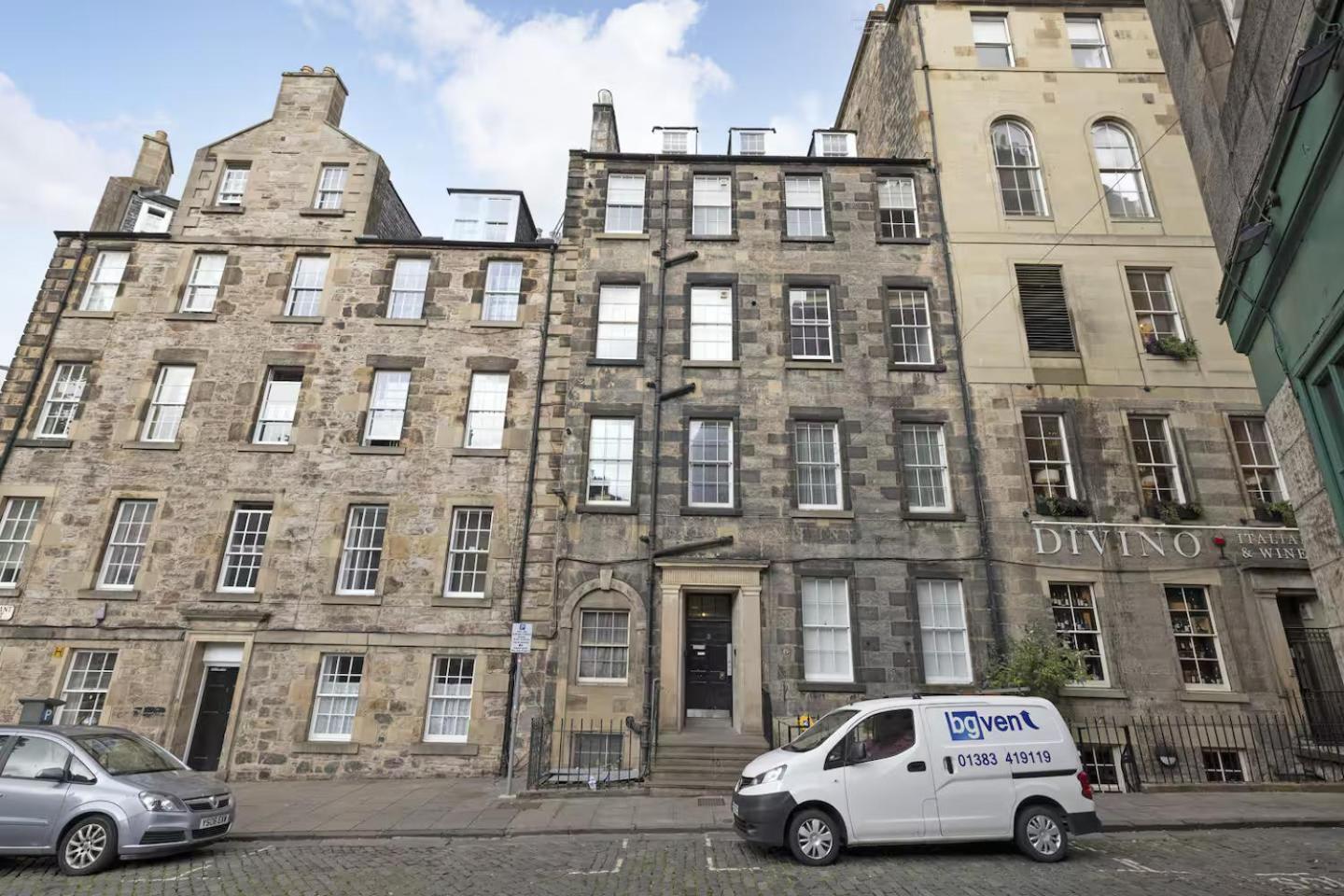 Joivy 3 Bed Flat In Old Town, Close To Grassmarket Edimburgo Exterior foto